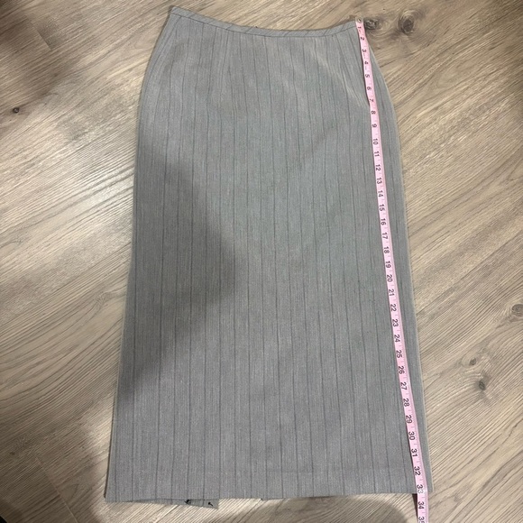 Vtg Focus 2000 Y2K Pinstripe Pencil Skirt Gray Black Lined Back Slit Sz 4 Career - Picture 5 of 10